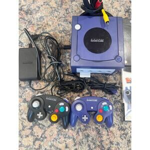 Nintendo GameCube Bundle Console 2 Controllers Games Blue